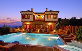 Αρχοντικό Ναουμίδη